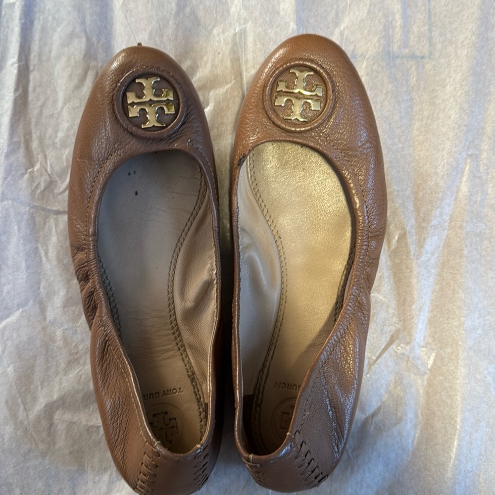 Tory Burch Flat Size 7 Light Brown / Tan